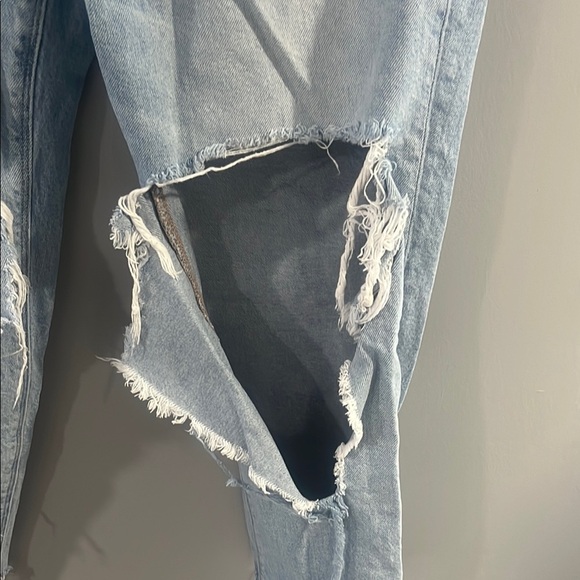 American Eagle Outfitters Blue Boyfriend Jeans Distressed Relaxed Fit - Picture 3 of 12